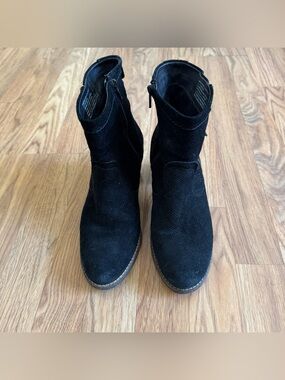Taos Black Suede Leather Boots Bootie Block Heel Ankle 7-7.5/38 Western